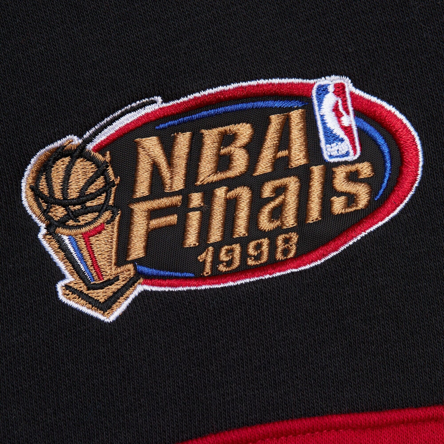 Men's Mitchell & Ness NBA Head Coach Hoodie Vintage Logo Bulls