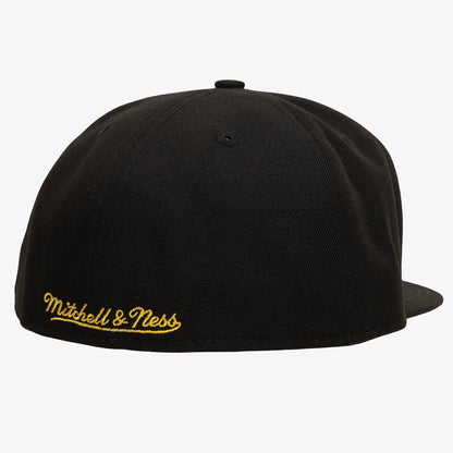 Mitchell & Ness Men's Ncaa Lifestyle Fitted Marquette Fitted Caps