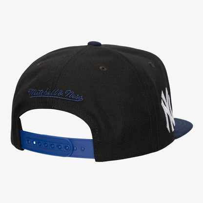 Mitchell & Ness Men's MLB Big Mouth Snapback Yankees Snapback Caps