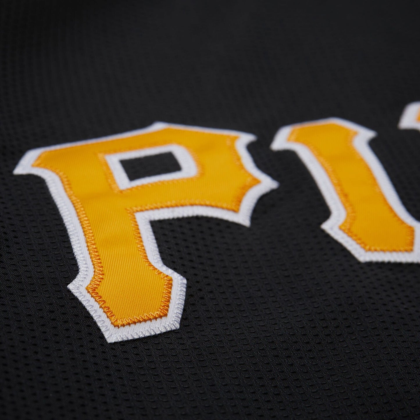 Men's Mitchell & Ness MLB Black Jacket Pirates 2005