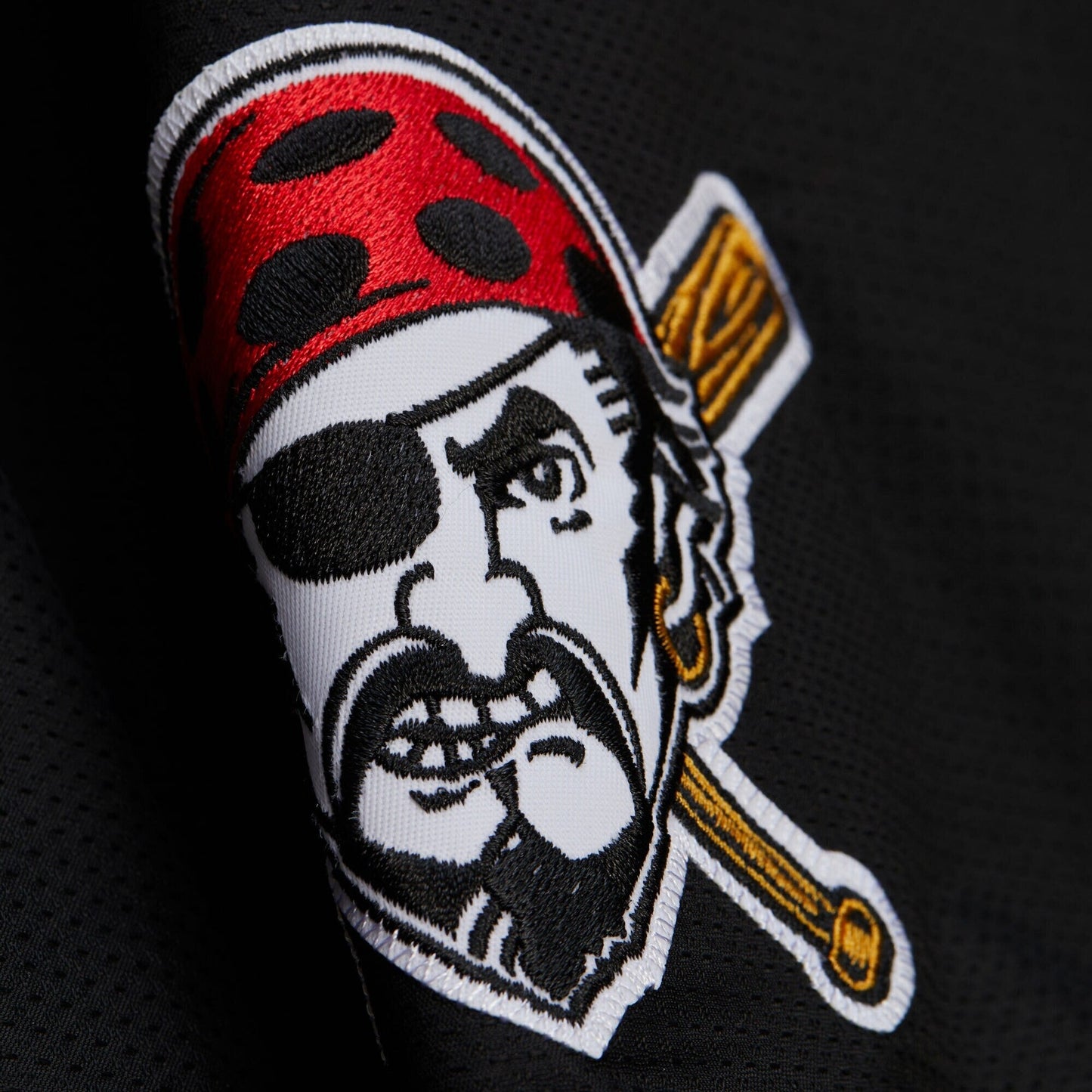 Men's Mitchell & Ness MLB Black Jacket Pirates 2005