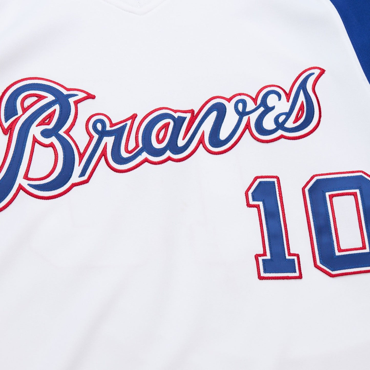 Men's Mitchell & Ness MLB Alternate Jersey Braves 2004 Chipper Jones