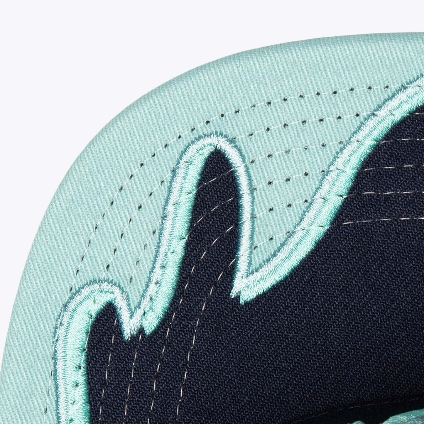 Men's Mitchell & Ness Nhl Rising Tide Snapback Kraken