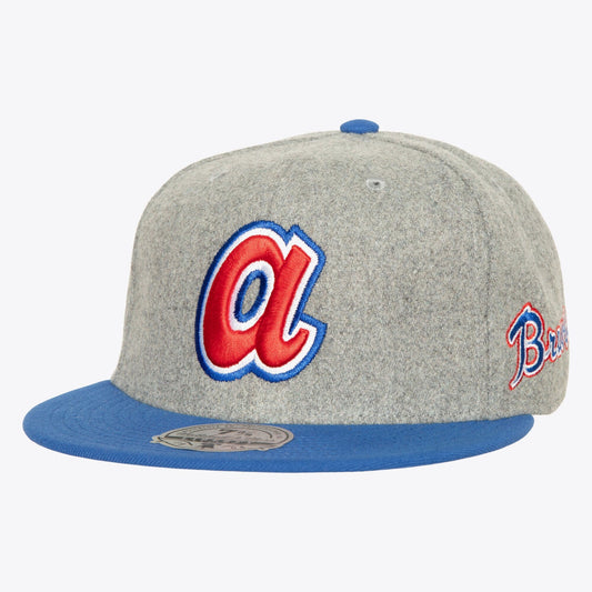 Mitchell & Ness Men's MLB Meltdown Fitted Coop Braves Fitted Caps