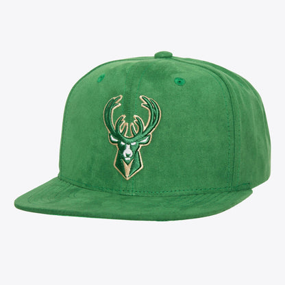 Mitchell & Ness Men's NBA Sweet Suede Snapback Bucks Snapback Caps