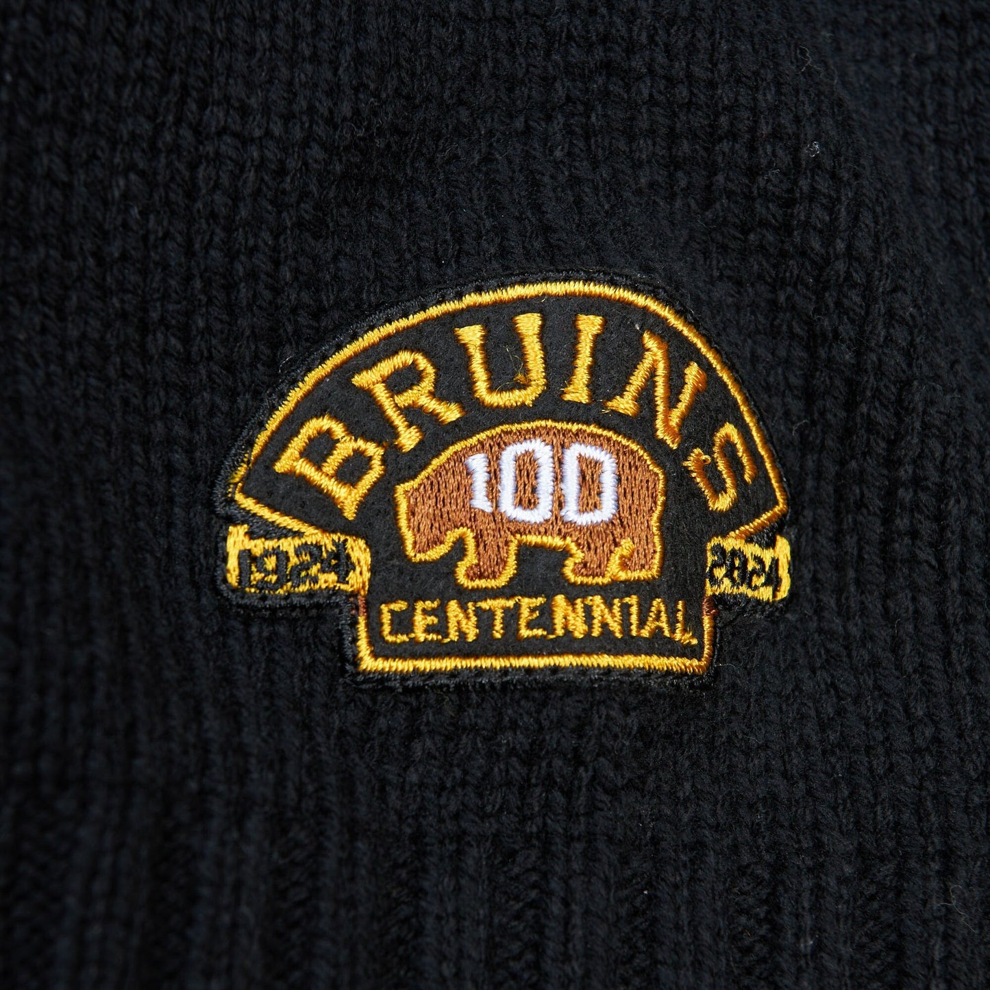 Mitchell & Ness Men's NHL 100Th Anniversary Crewneck Sweater Bruins Crew Neck Fleece Sweatshirts