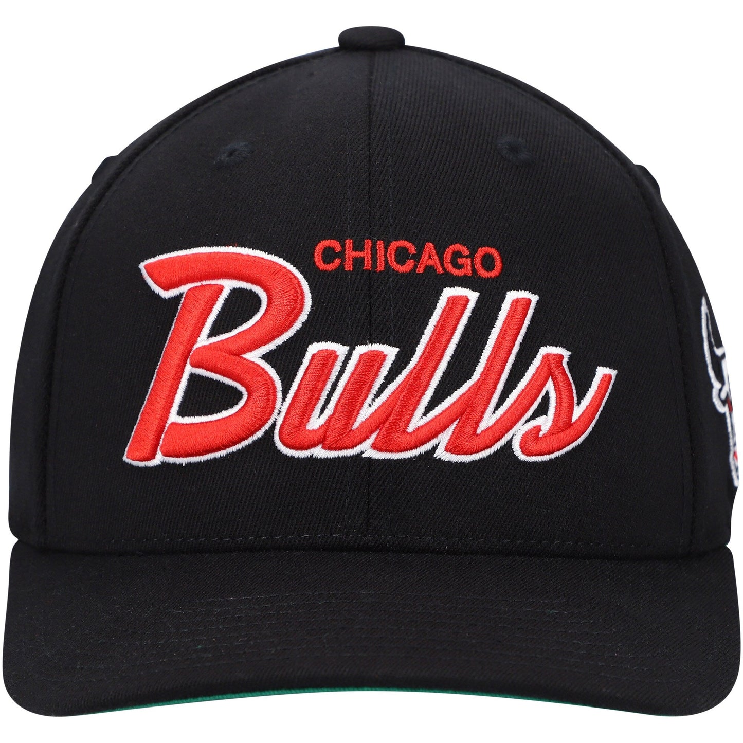 Mitchell & Ness Men's NBA Chicago Bulls Foundation Script Strecth Snapback