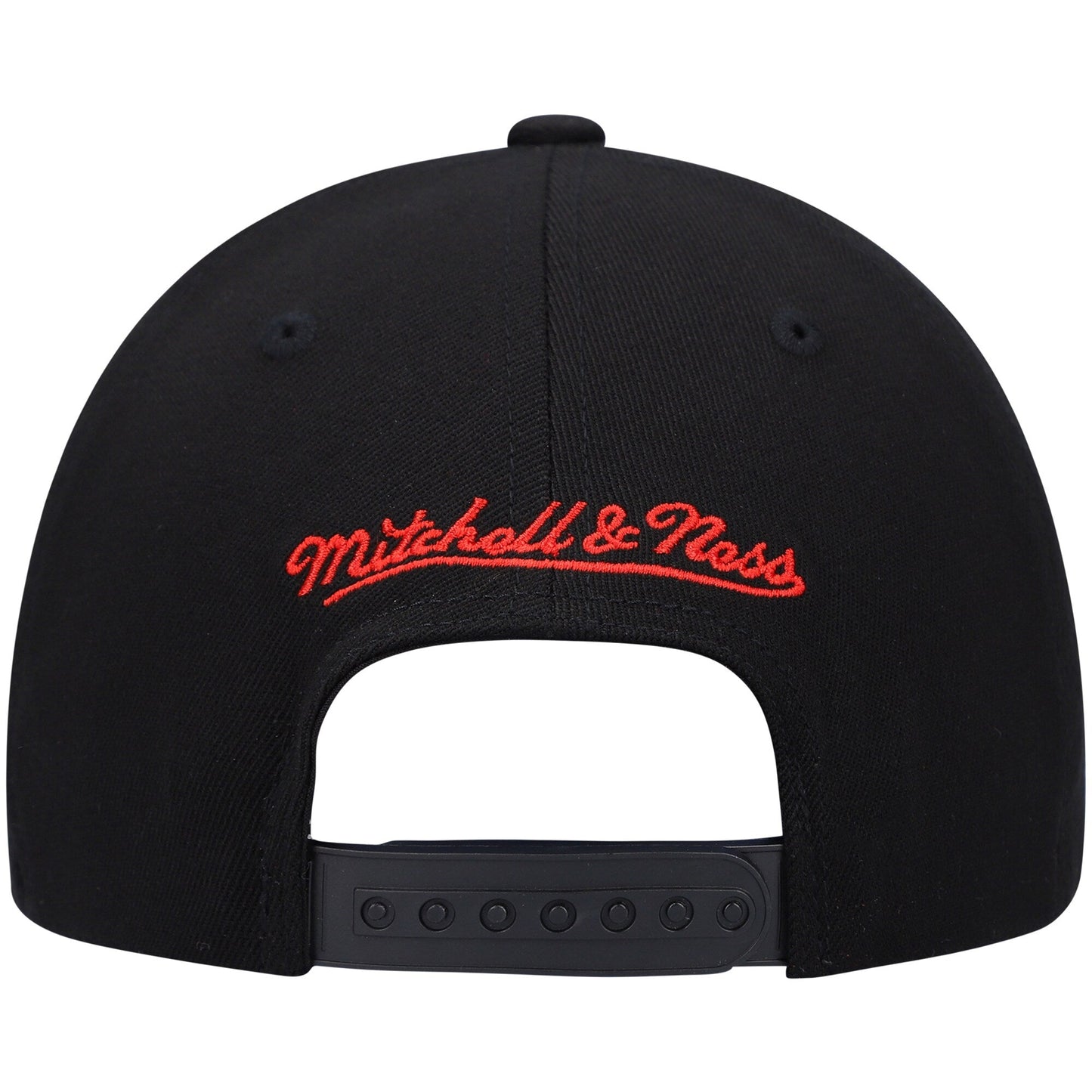 Mitchell & Ness Men's NBA Chicago Bulls Foundation Script Strecth Snapback