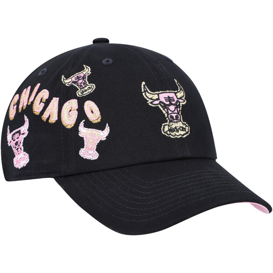 Mitchell & Ness Men's NBA Sidewalk Sketch Strapback Hwc Bulls Hats
