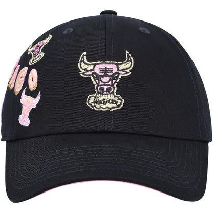 Mitchell & Ness Men's NBA Sidewalk Sketch Strapback Hwc Bulls Hats