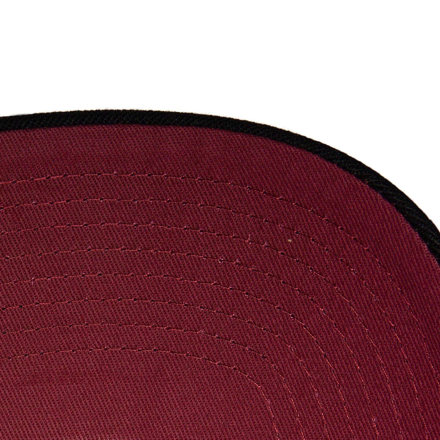 Mitchell & Ness Men's NBA Team Script 2.0 Stretch Snapback Cavaliers