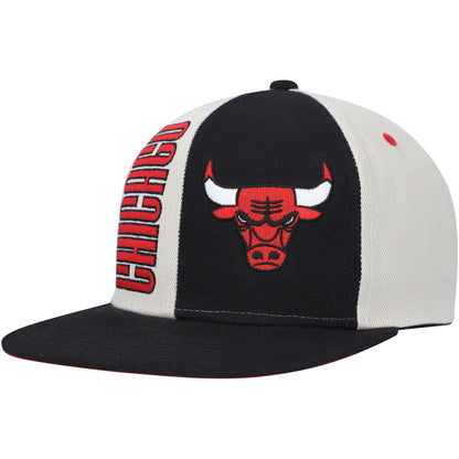 Mitchell & Ness Men's NBA Chicago Bulls Pop Panel Snapback