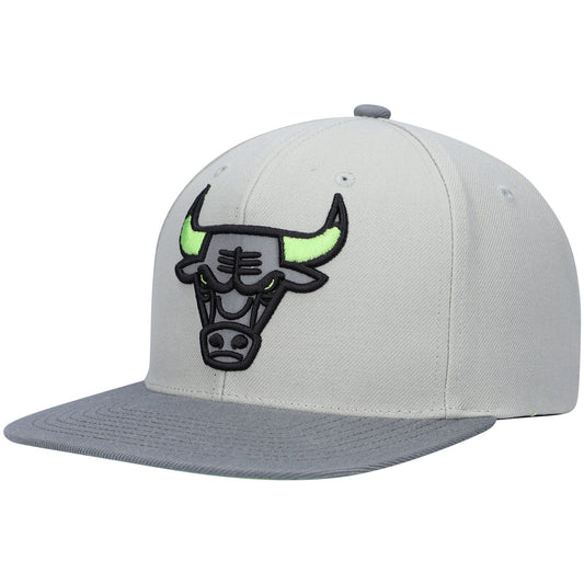Men's Mitchell & Ness NBA Chicago Bulls Green Bean Snapback