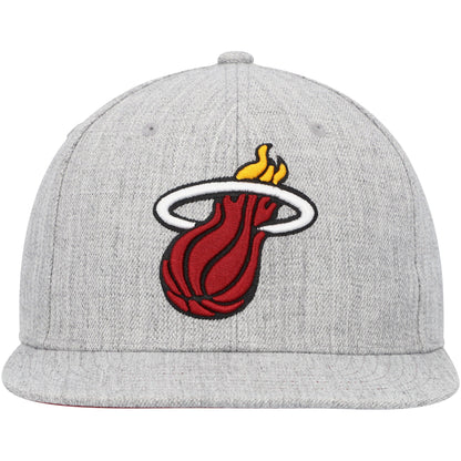 Mitchell & Ness Men's NBA Team Heather 2.0 Snapback Heat Snapback Caps