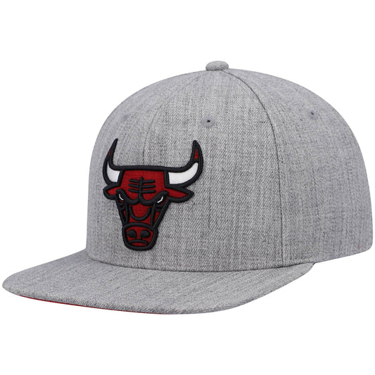 Mitchell & Ness Men's NBA Team Heather 2.0 Snapback Bulls Snapback Caps