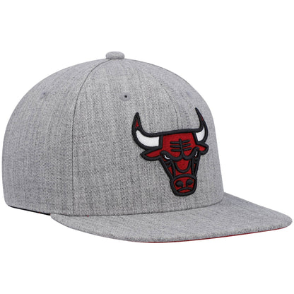 Mitchell & Ness Men's NBA Team Heather 2.0 Snapback Bulls Snapback Caps