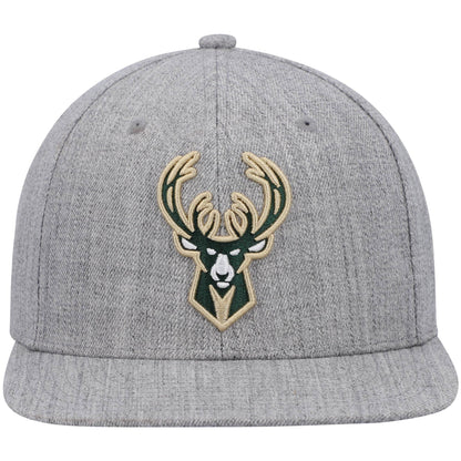 Mitchell & Ness Men's NBA Team Heather 2.0 Snapback Bucks Heather