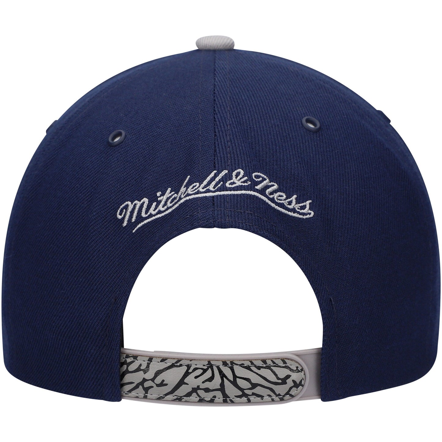 Mitchell & Ness Men's NBA Day 3 Snapback Bulls Snapback Caps