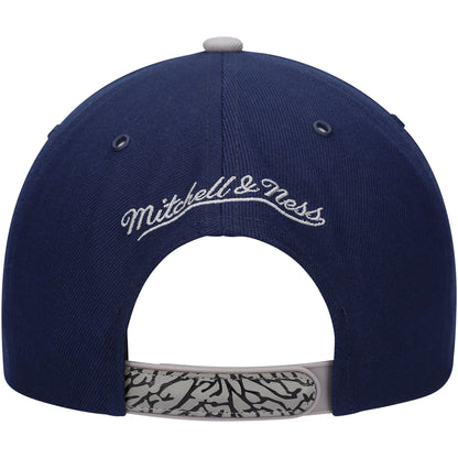 Mitchell & Ness Men's NBA Day 3 Snapback Bulls Snapback Caps