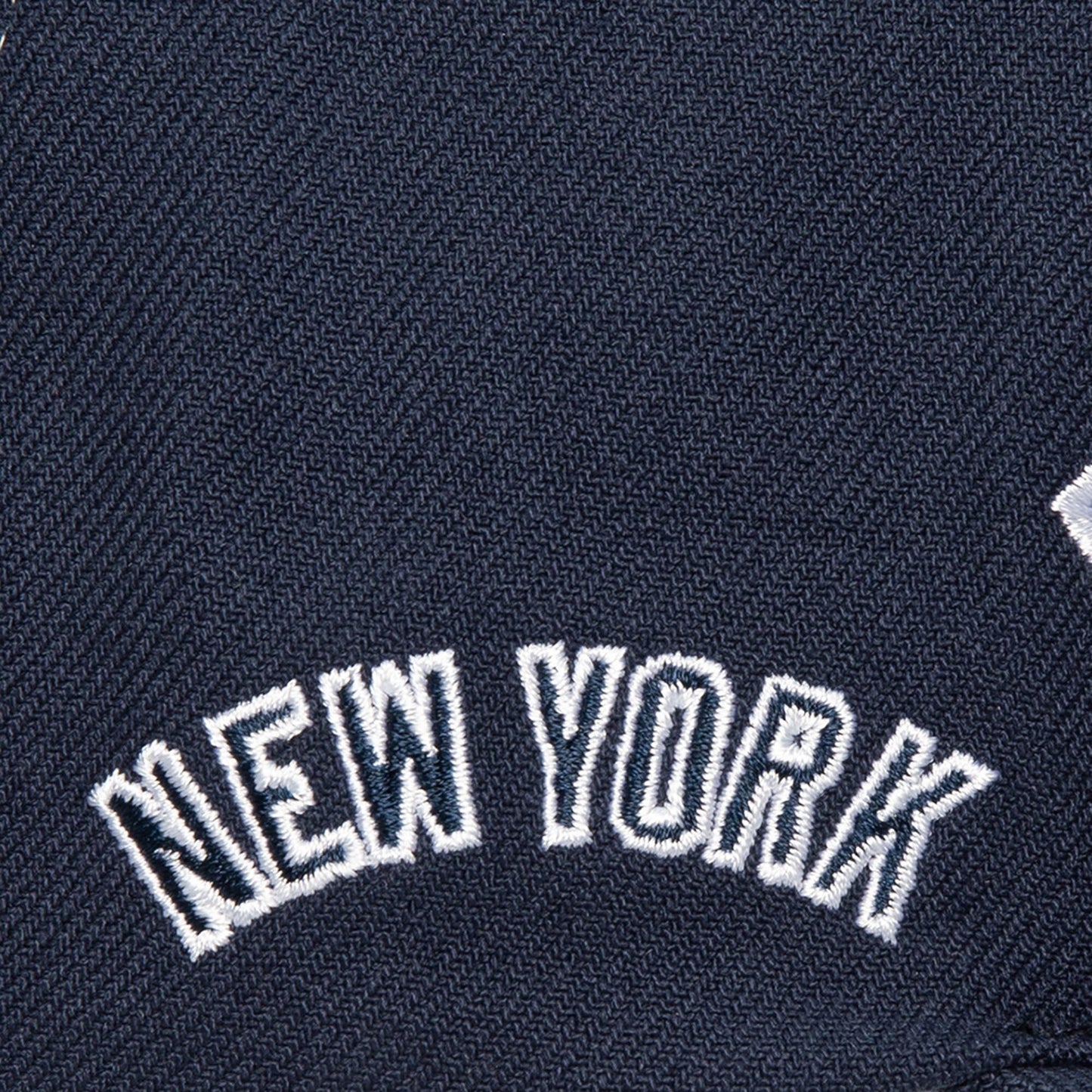 Men's Mitchell & Ness MLB Full Frontal Snapback Yankees