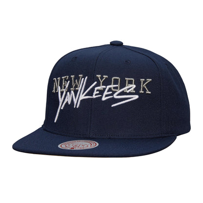 Mitchell & Ness Men's MLB Team Tagged Snapback Yankees Snapback Caps
