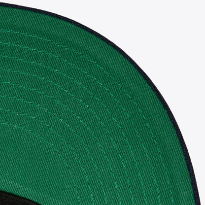 Mitchell & Ness Men's MLB Out Of The Park Champions Fitted Yankees Fitted Caps