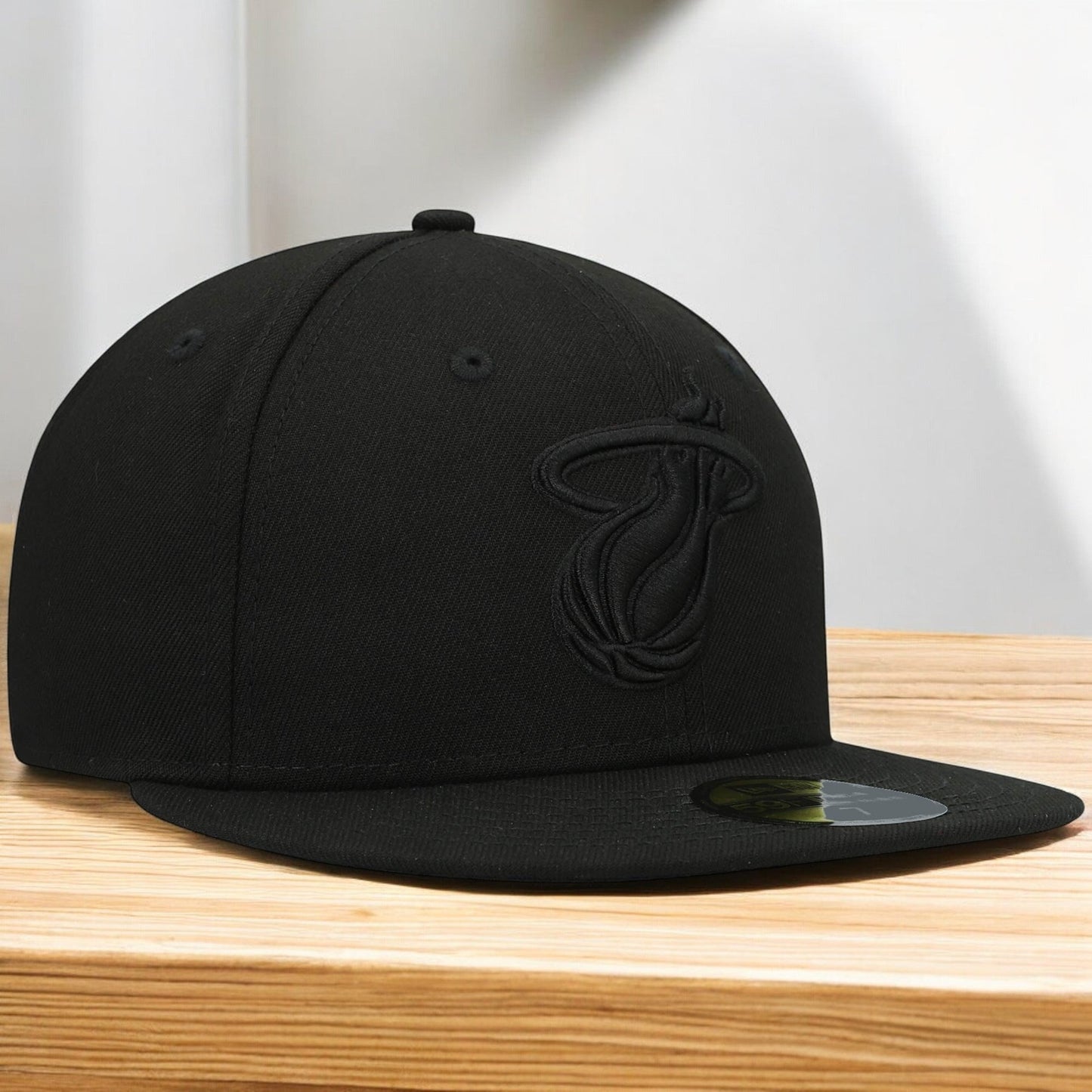 Men's New Era NBA 5950 Black On Black Fitted - Miami Heat
