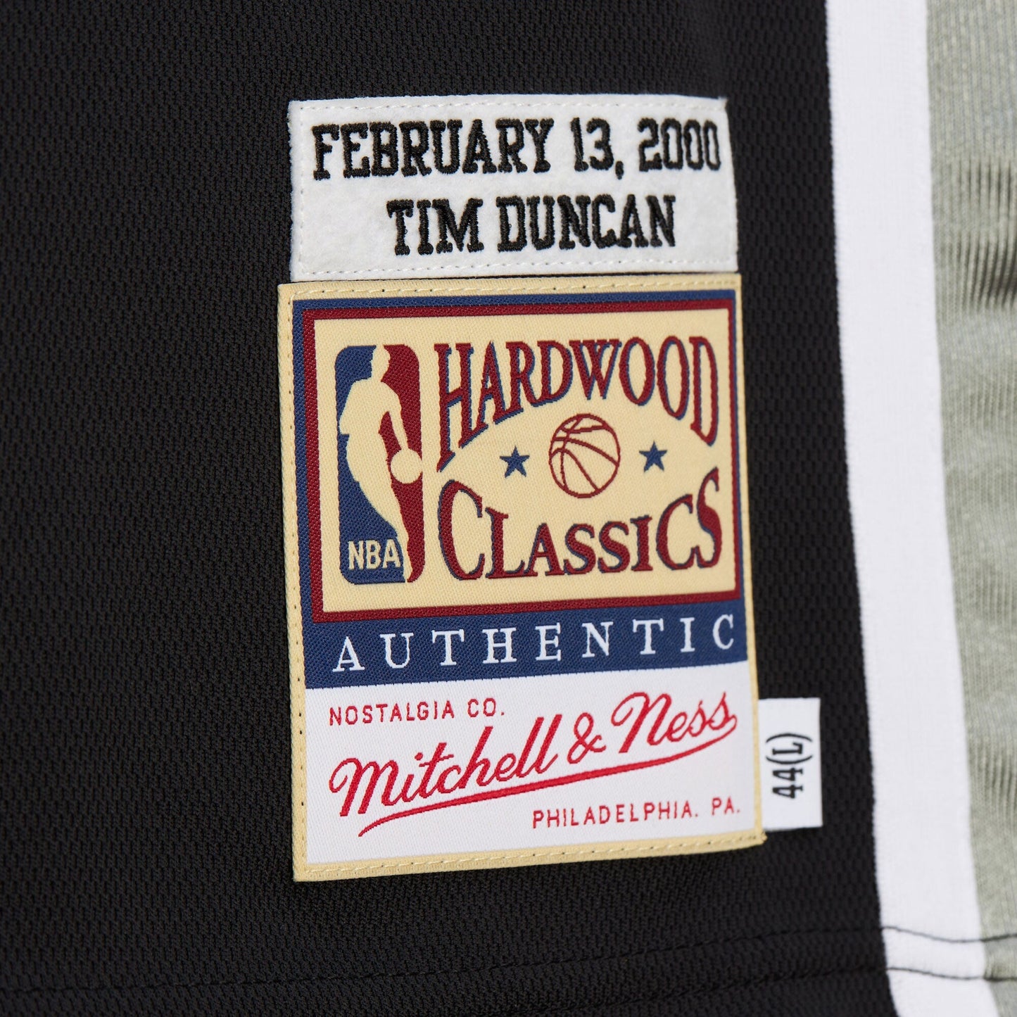 Mitchell & Ness Men's NBA Dark Jersey Spurs 2000 Tim Duncan