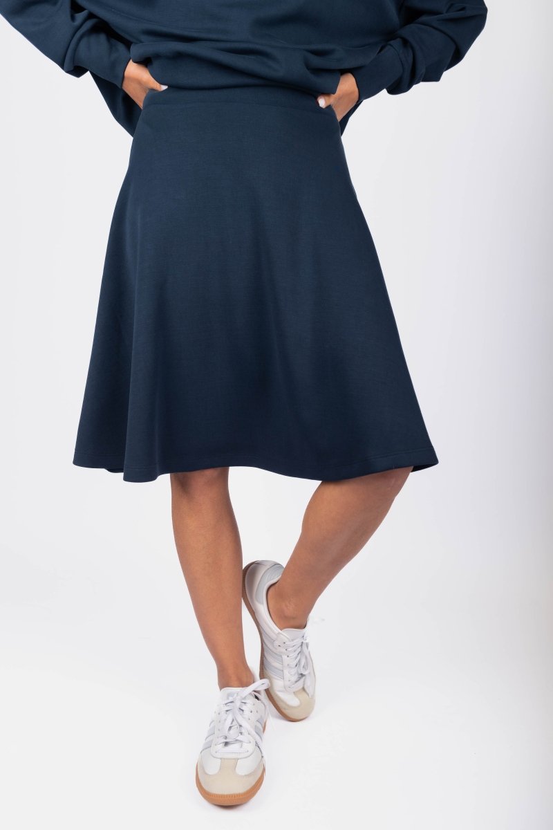 Mina Swing Skirt 23" (Navy)