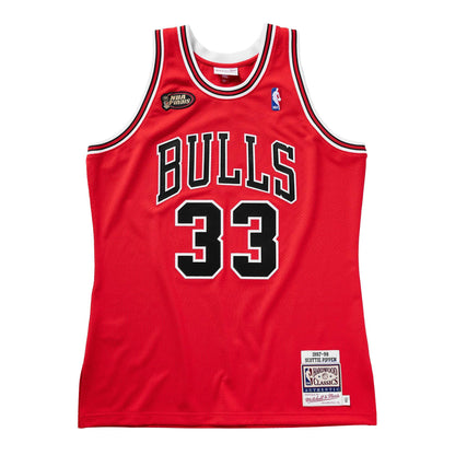 Mitchell & Ness Men's NBA Authentic Jersey 1997 Chicago Bulls Scottie Pippen #33 Jerseys
