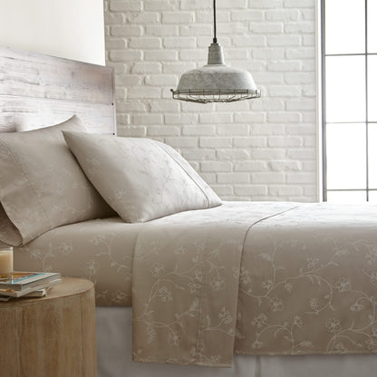 Sand / White-