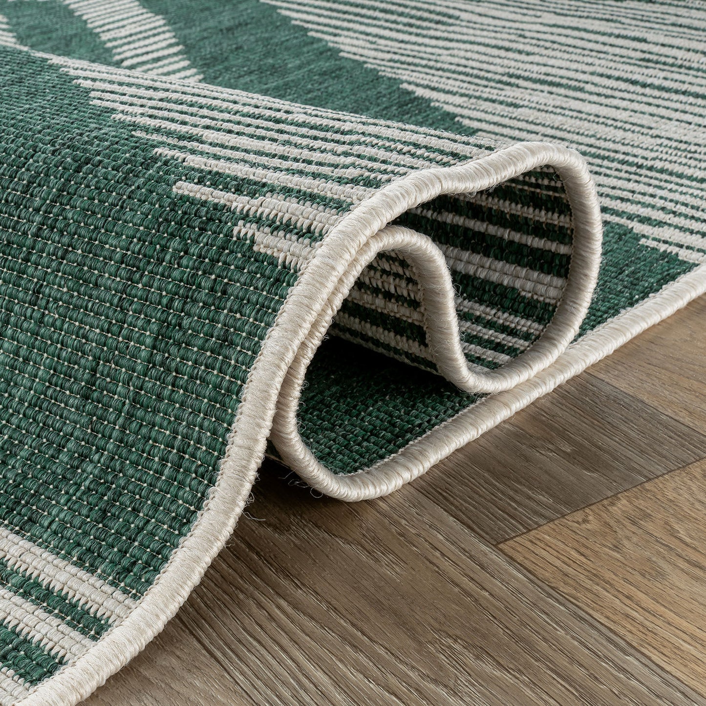 GREEN-
