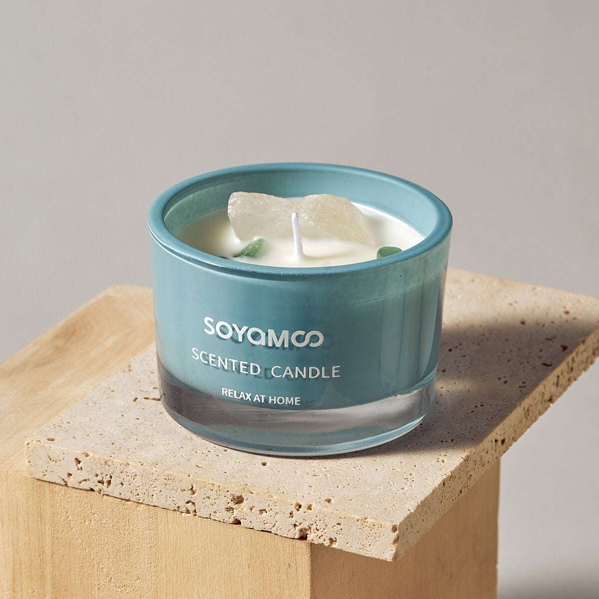 SOYAMOO Fresh Spring Crystal Infused Scented Candle