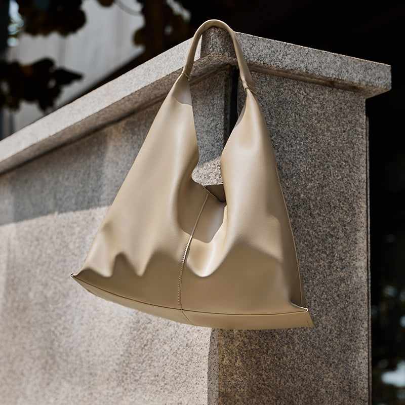 Taupe-
