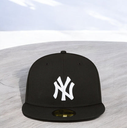 New Era Men's MLB Ny Yankees 5950 Fitted Side Patch 2000 World Series Hats