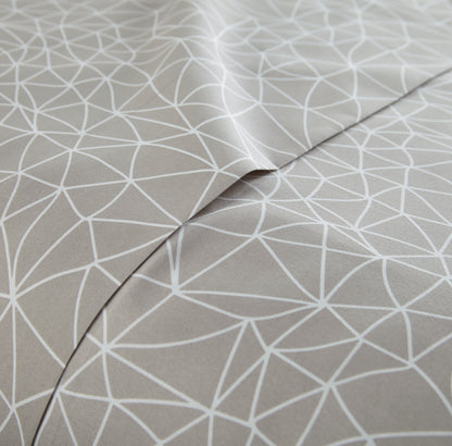 Geometric Maze Taupe-