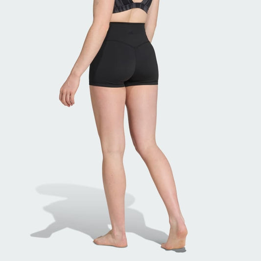 Black / Black-