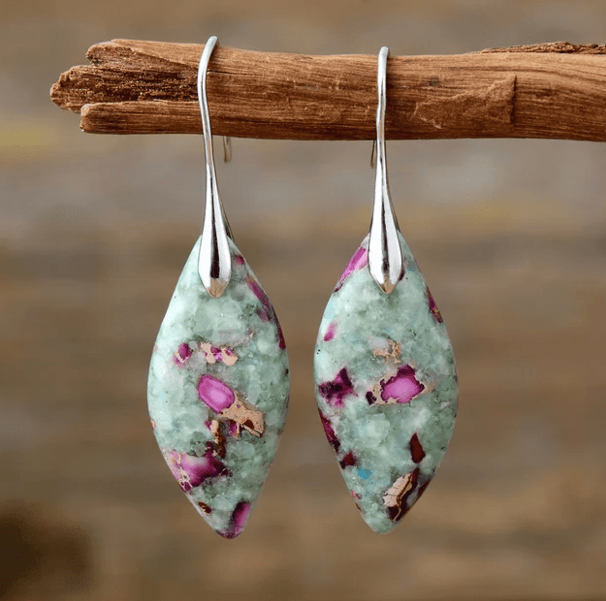 Green / Purple-