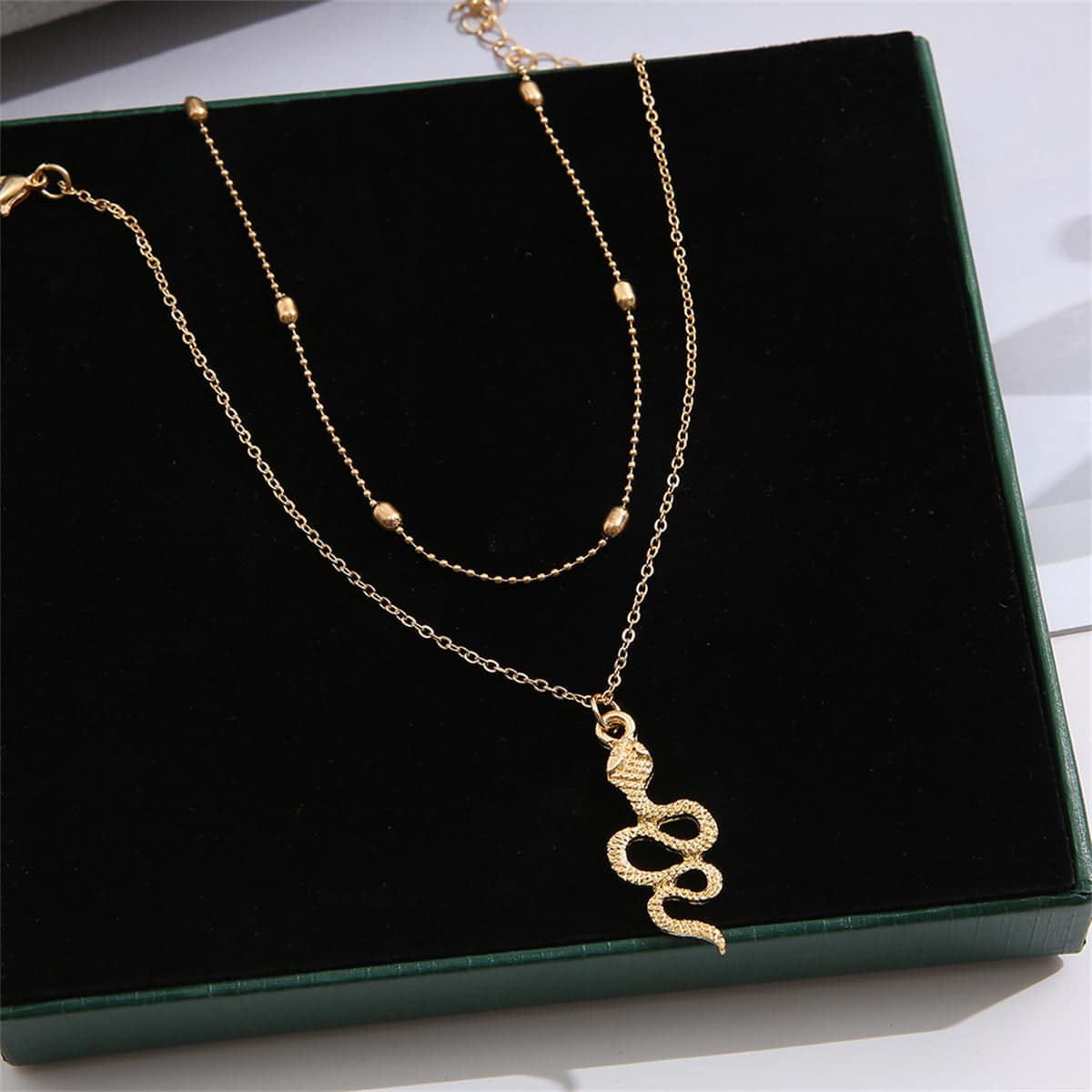 Metallic-
