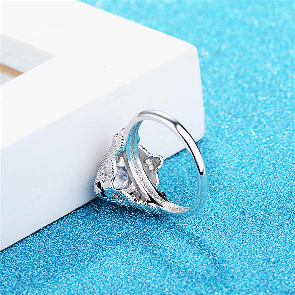 Crystal & Silvertone Skull Ring-6