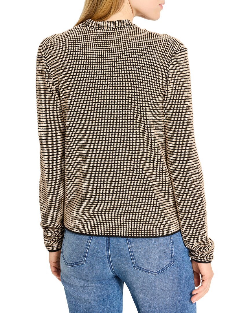 NUM-NEUTRAL MULTI-