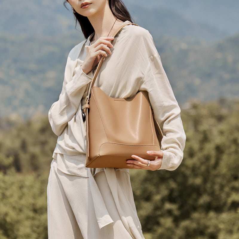 Apricot-