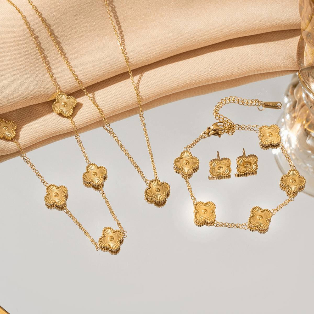 Gold-