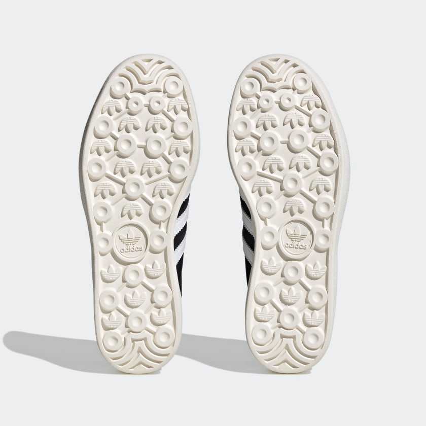 Core Black / Cloud White / Core White-
