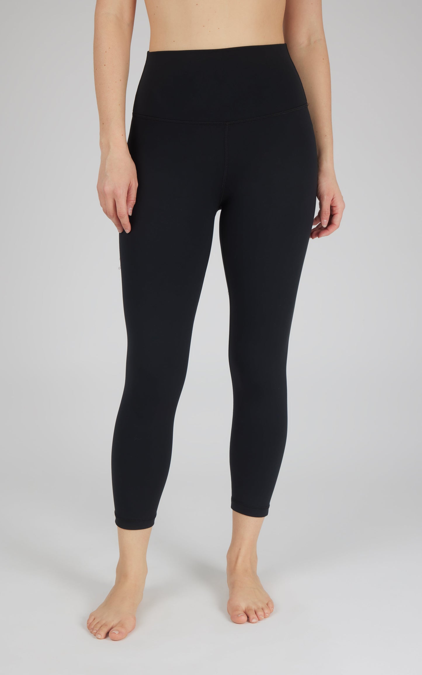 2 PK Interlock Crossover & Everyday Capris