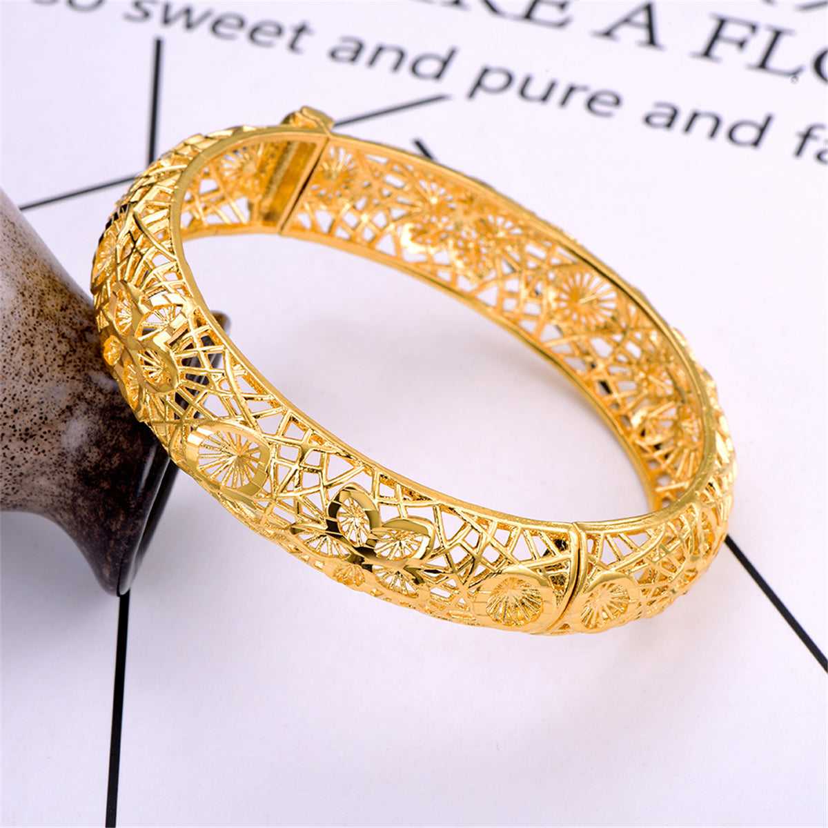Metallic-