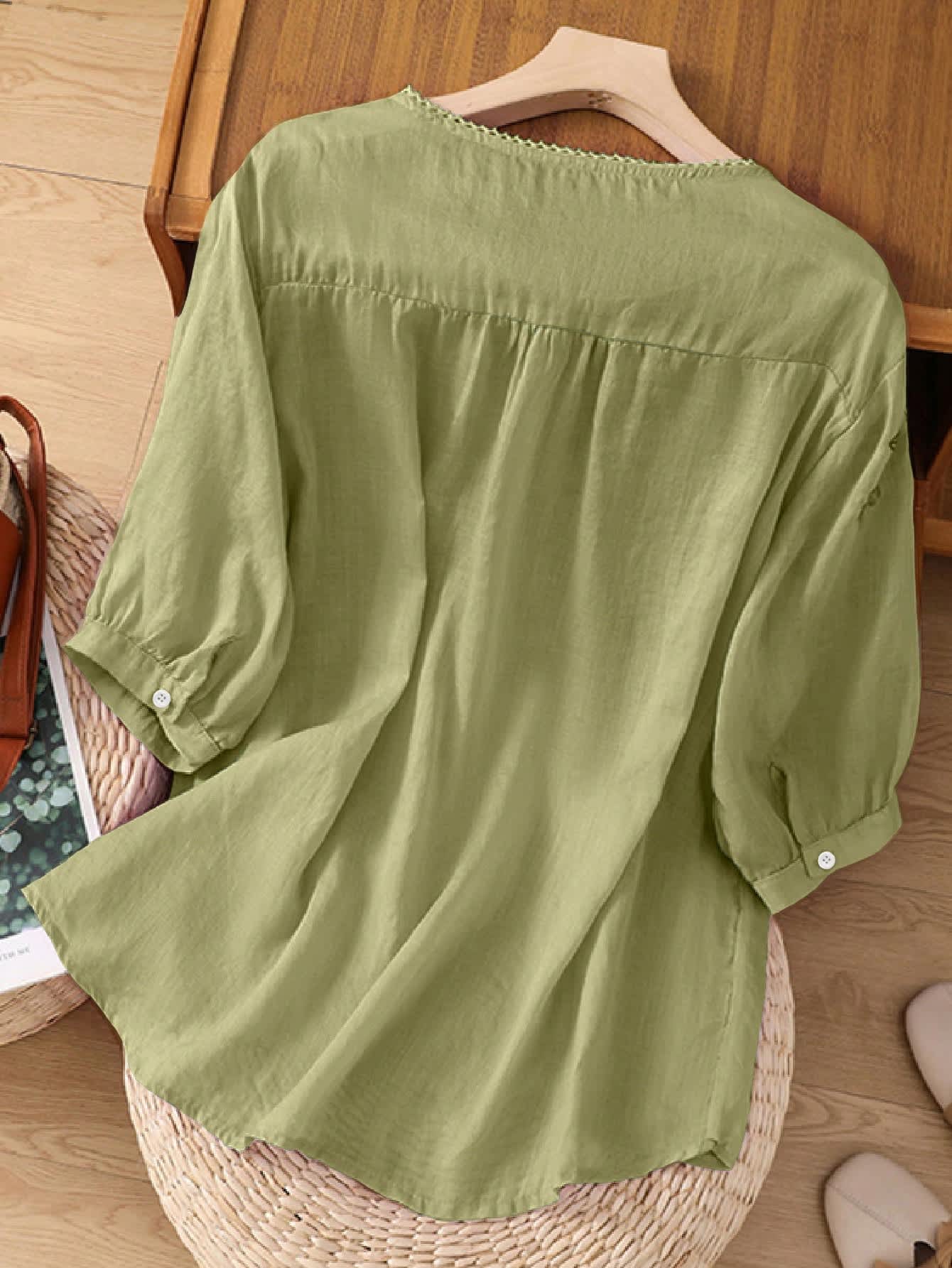 LightGreen-