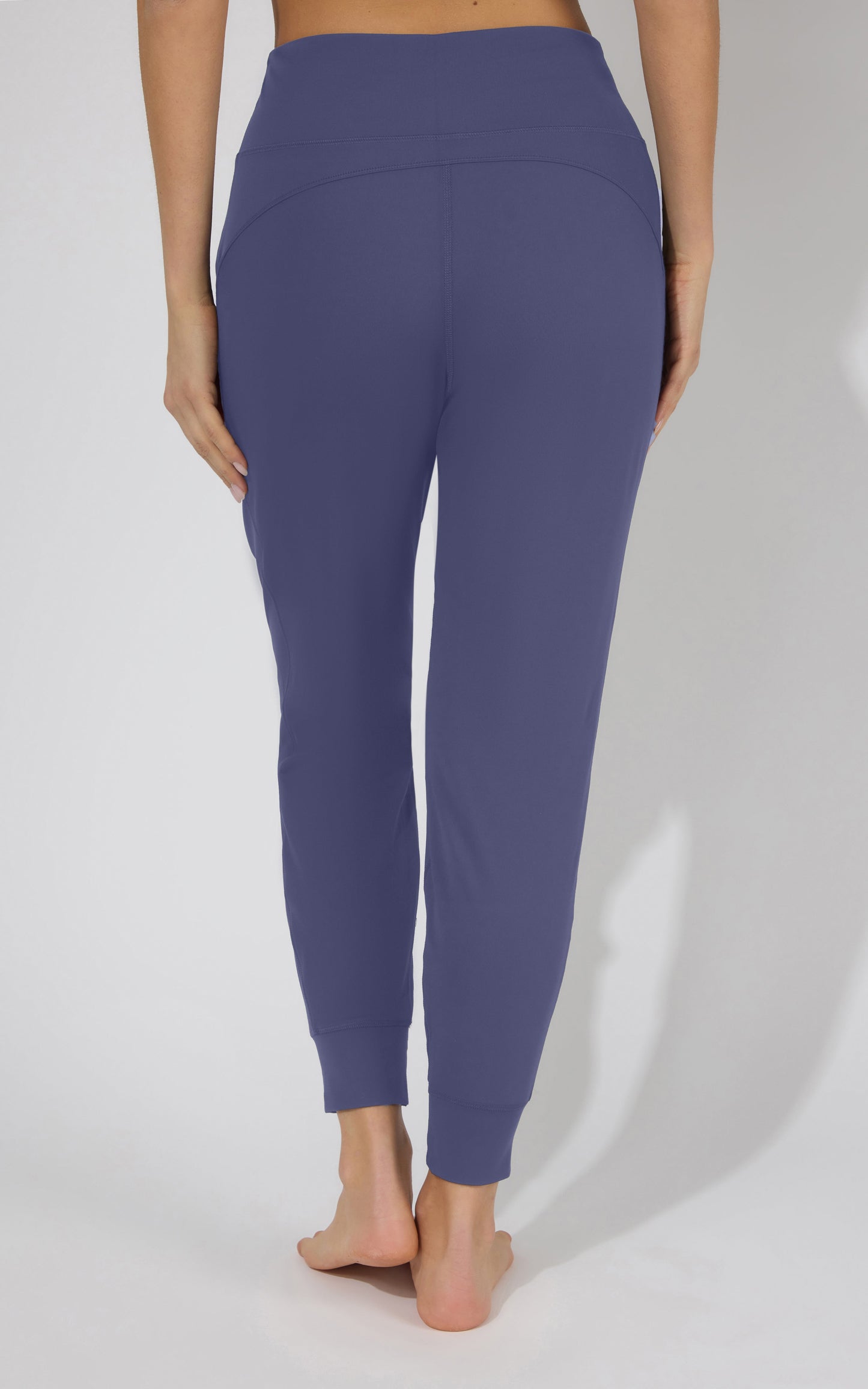 Interlock Zipper Pockets Greenwich Jogger