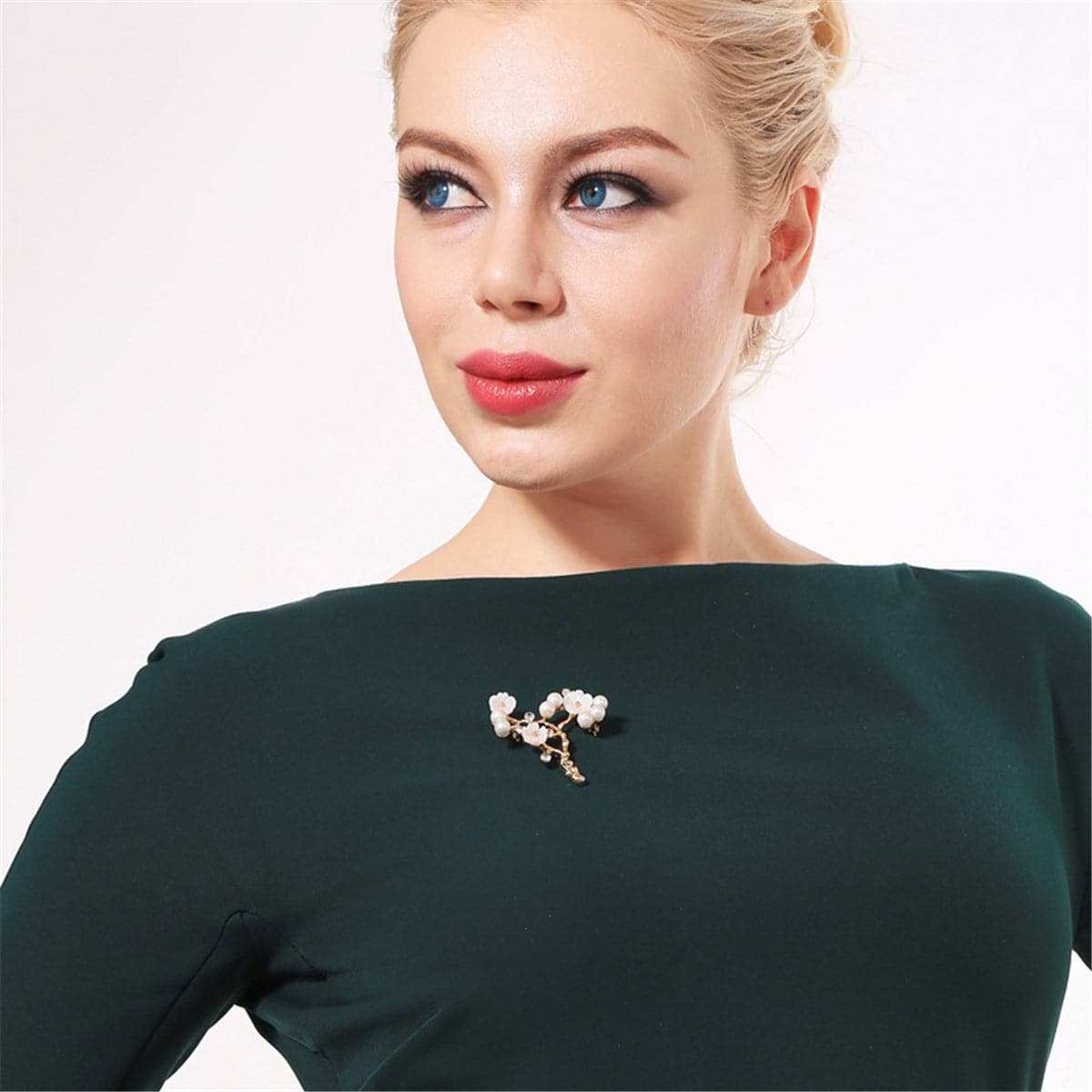 Pearl & Cubic Zirconia Shell Goldtone Flower Brooch