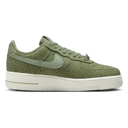 Nike Women's W Air Force 1 '07 Prm Sneakers